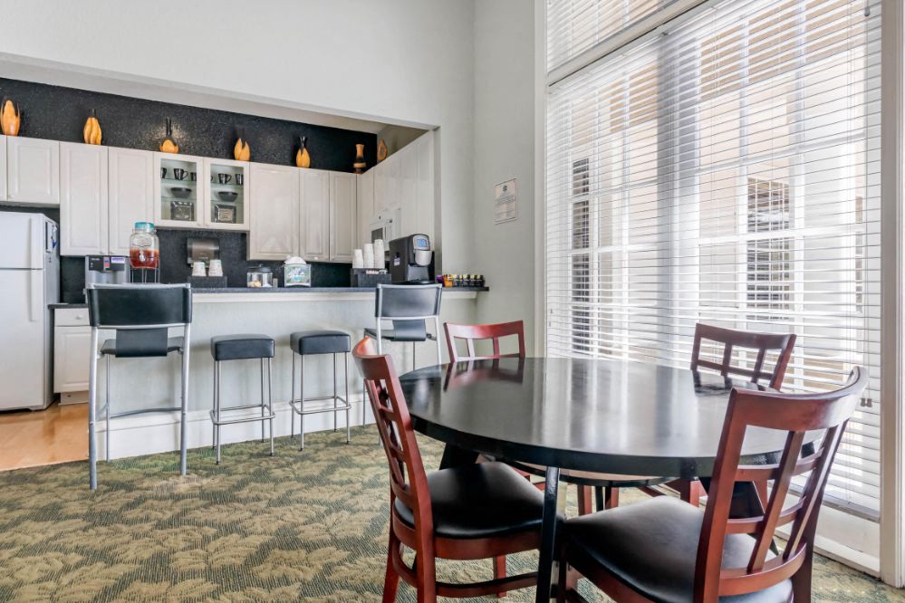 Photos and Video of Wentworth Apartments in Orlando, FL